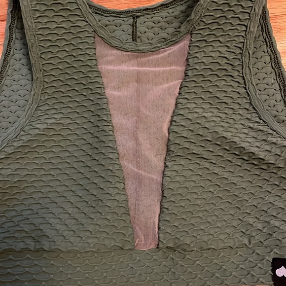 BBB mesh top - Picture 3 of 5